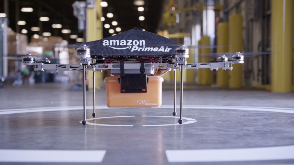 Amazon revela atualização do drone de entrega autônoma para áreas urbanas Amazon revela atualização do drone de entrega autônoma para áreas urbanas