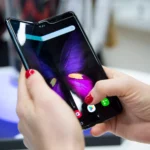 Samsung anuncia avanço na tecnologia de telas flexíveis para smartphones